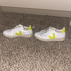 Veja Sneakers!